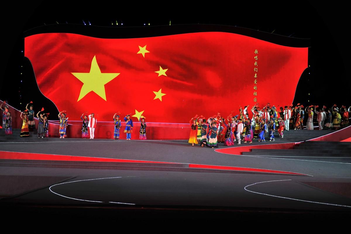 果然，美国这事闹大了